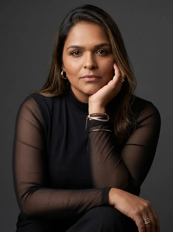 Renata Fernandes, profissional de beleza e sobrancelhas